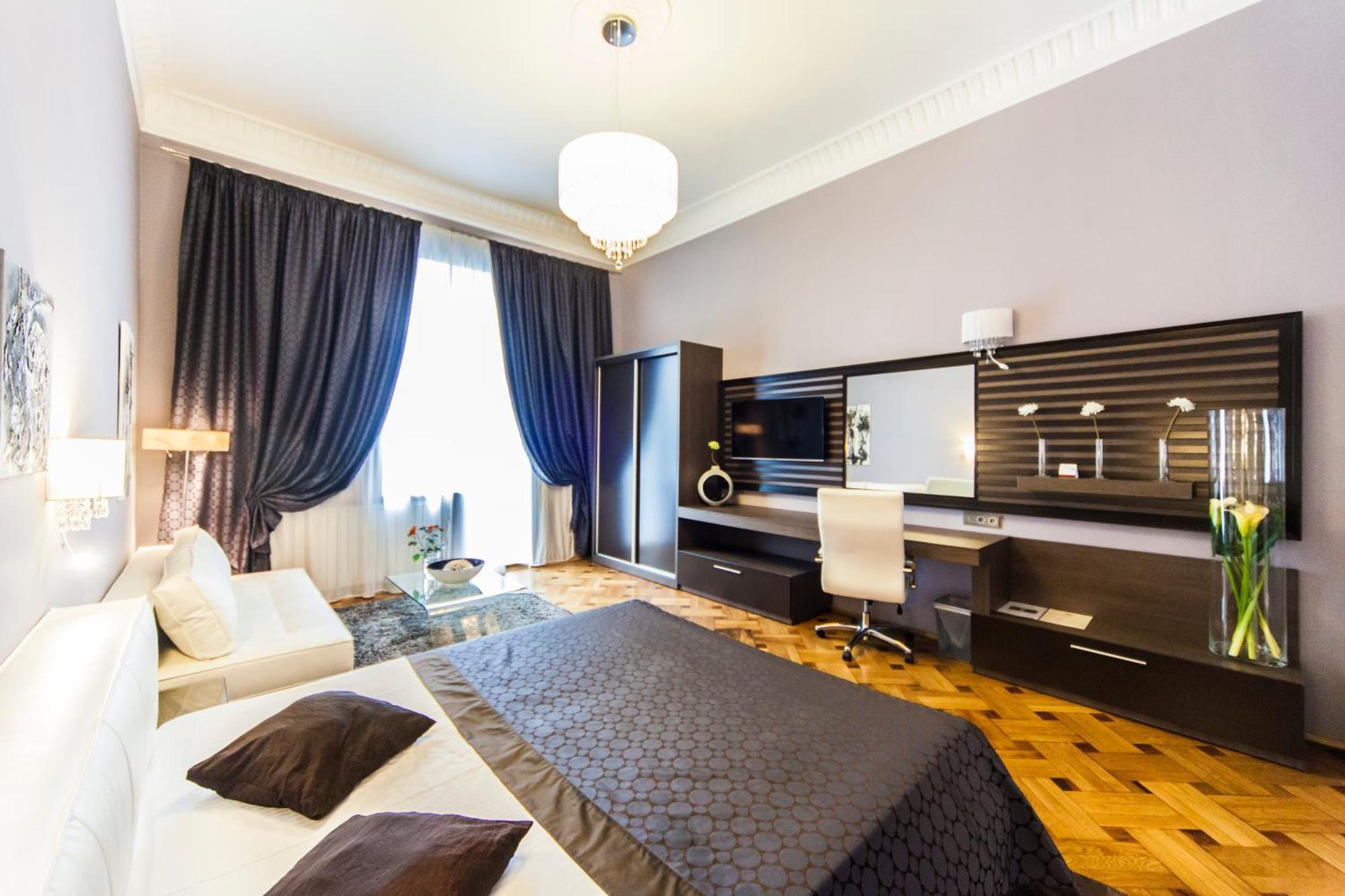 Matei Corvin Apartment