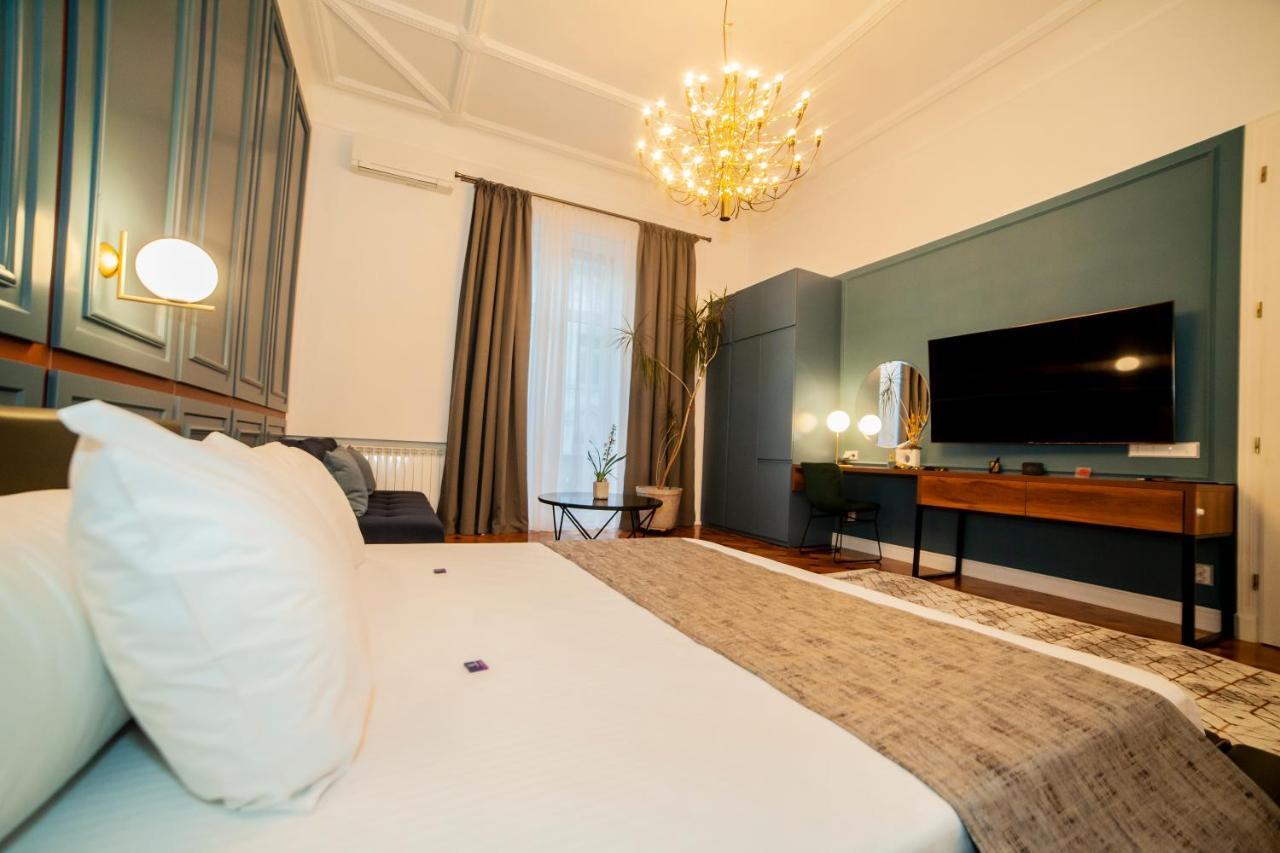 Matei Corvin Apartment *